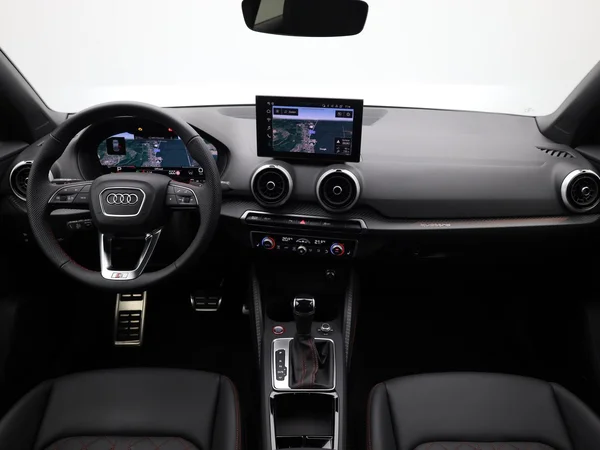 AUDI SQ2 (2025) — foto 23 van 24