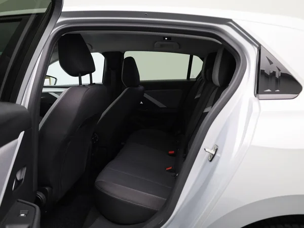 Opel Astra (2023) — foto 2 van 37