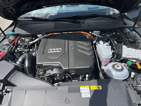 AUDI A7 Spotback PHEV (2025) — foto 13 van 24