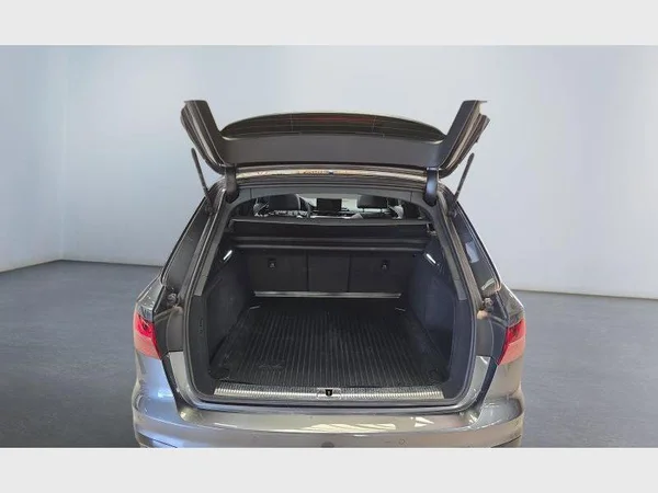 Audi A4 Avant (2023) — foto 22 van 30