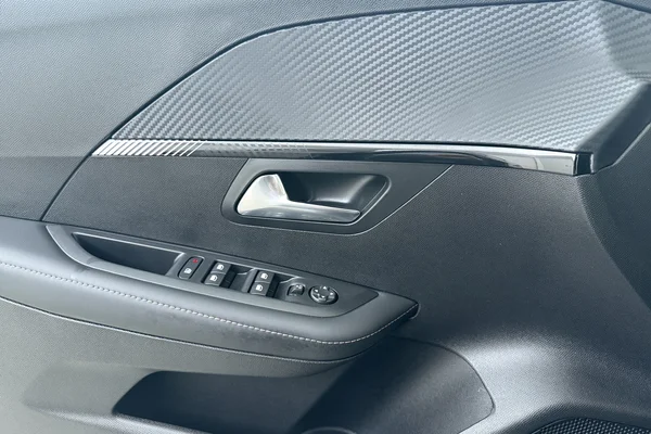 Peugeot 208 (2025) — foto 8 van 16