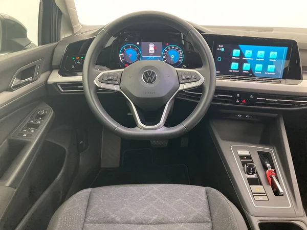 VOLKSWAGEN Golf Variant VIII (2021) — foto 30 van 36
