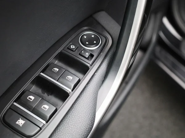 Kia cee'd (2023) — foto 27 van 41