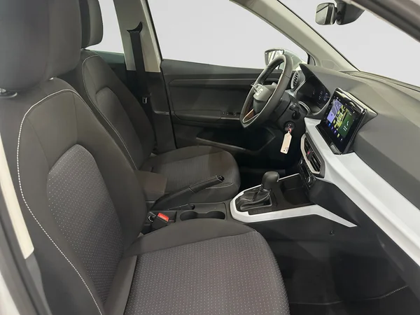 SEAT Arona (2025) — foto 10 van 24