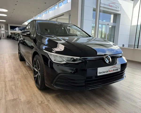 Volkswagen Golf (2021) — foto 27 van 30