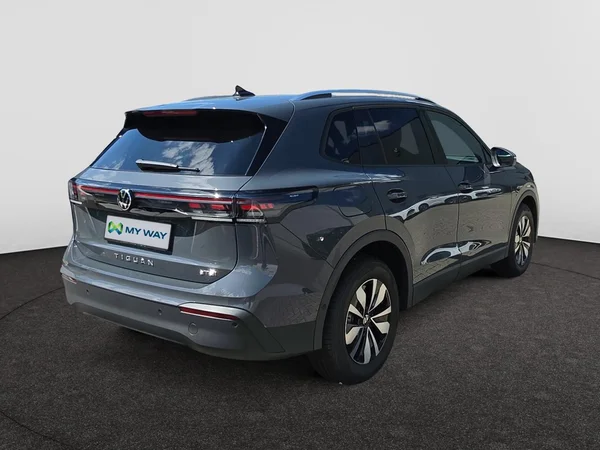 VOLKSWAGEN Tiguan (2026) — foto 20 van 24