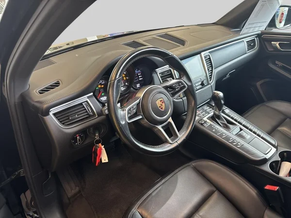 Porsche Macan (2019) — foto 26 van 26