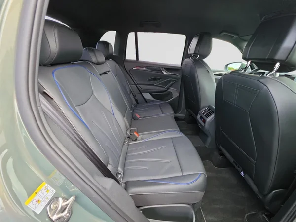 VOLKSWAGEN Tiguan eHybrid (PHEV) (2026) — foto 11 van 24