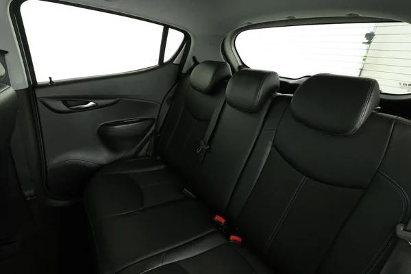 Opel Karl (2016) — foto 5 van 16
