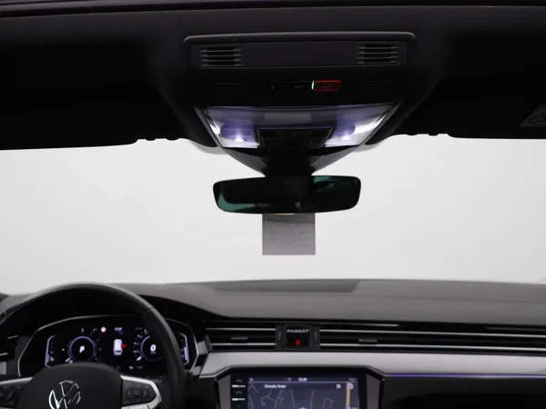 Volkswagen Passat (2022) — foto 19 van 29