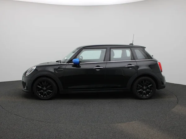 MINI One (2022) — foto 26 van 31