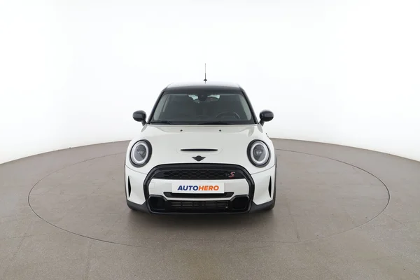 MINI MINI (2023) — foto 15 van 16