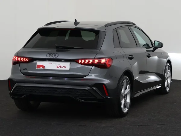 AUDI A3 Sportback (2025) — foto 11 van 18