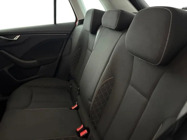 SKODA Kamiq (2020) — foto 4 van 17