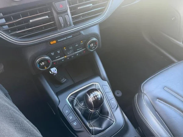 FORD Focus Vignale (2019) — foto 14 van 25