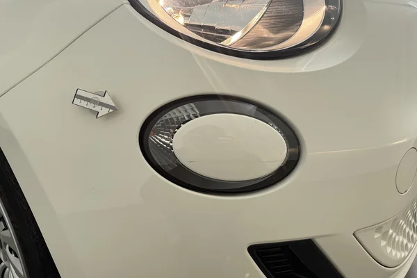 Fiat E-500 (2023) — foto 10 van 19