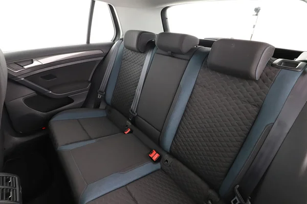 Volkswagen Golf (2019) — foto 5 van 16