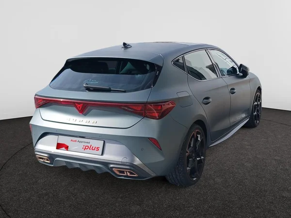CUPRA Leon e-Hybrid (PHEV) (2025) — foto 12 van 19