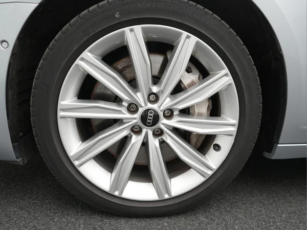 AUDI A6 PHEV (2021) — foto 29 van 31