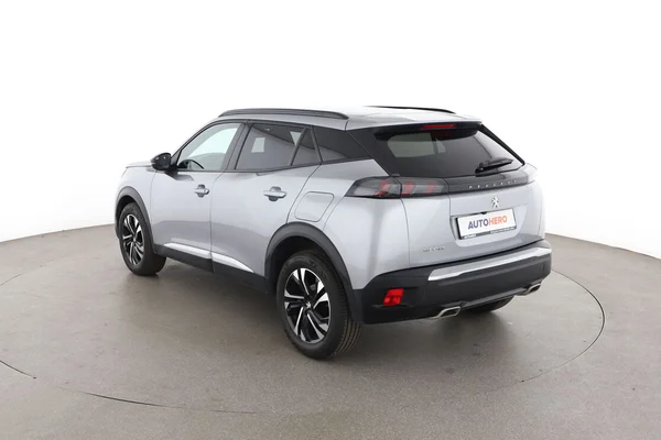 Peugeot 2008 (2008) — foto 10 van 16