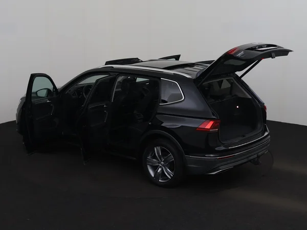 VOLKSWAGEN Tiguan Allspace (2018) — foto 32 van 33