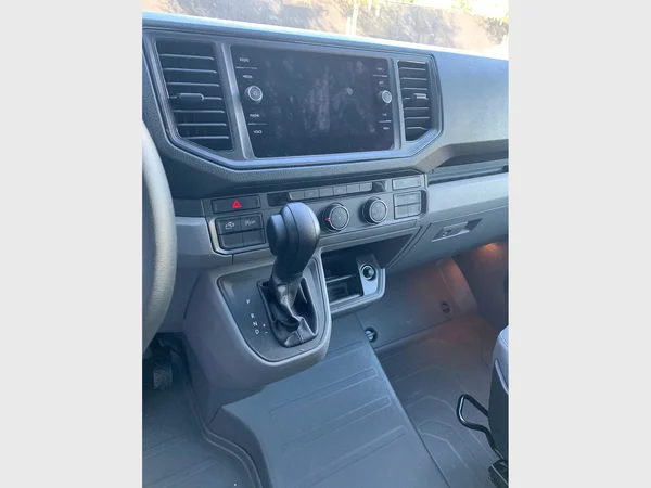 VOLKSWAGEN Grand California (2023) — foto 9 van 10