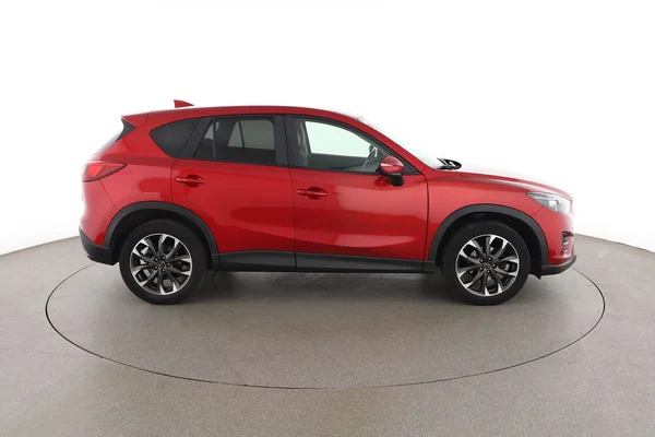 Mazda CX-5 (2017) — foto 13 van 16