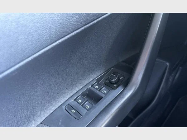 Volkswagen Taigo (2025) — foto 17 van 31