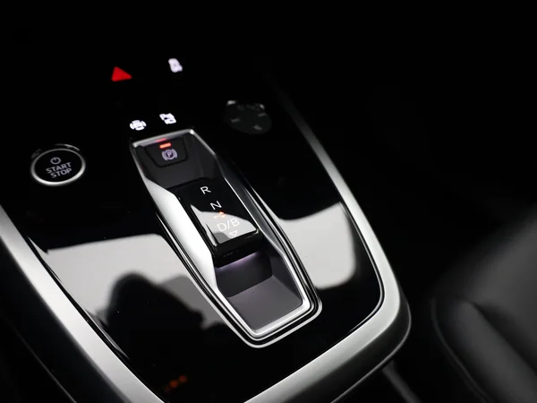 AUDI Q4 e-tron (2025) — foto 25 van 25