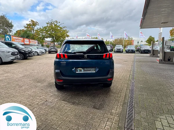 Peugeot 5008 (2024) — foto 20 van 37