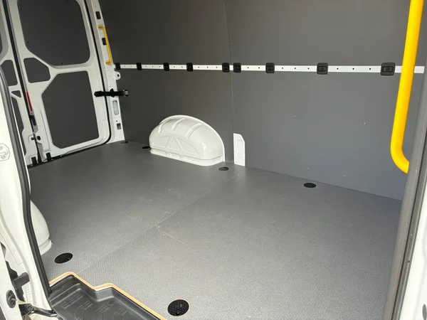 VOLKSWAGEN Crafter 35 Fou Mwb Hr (2026) — foto 3 van 16