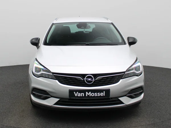 Opel Astra (2021) — foto 23 van 38