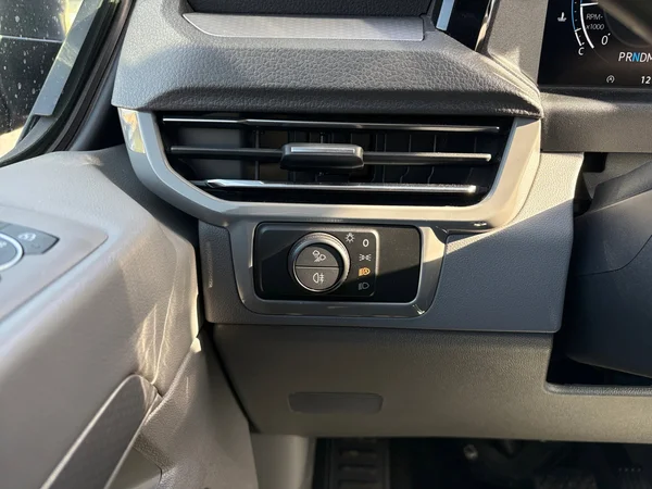 VOLKSWAGEN Transporter T7 32 Caravelle Swb (2025) — foto 7 van 20