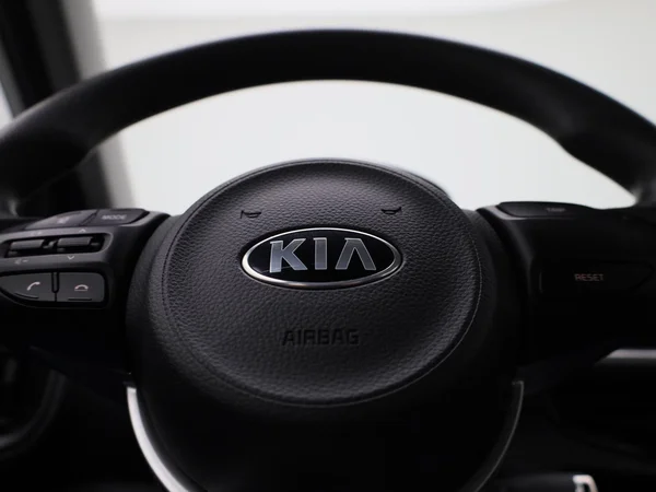 Kia Picanto (2021) — foto 16 van 34