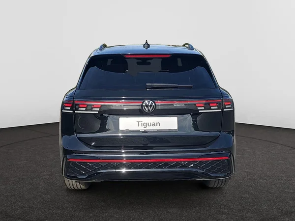 VOLKSWAGEN Tiguan (2026) — foto 9 van 16