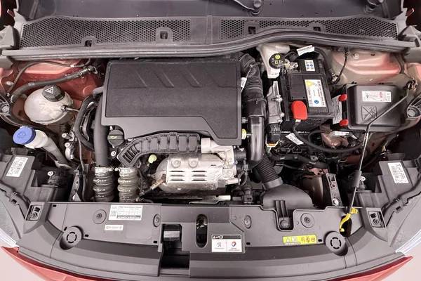 Peugeot 208 (2020) — foto 8 van 30