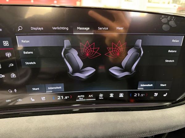 AUDI A6 Avant e-tron (2025) — foto 19 van 24