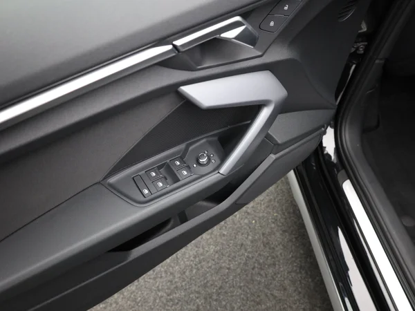 AUDI A3 Sportback (2024) — foto 8 van 20