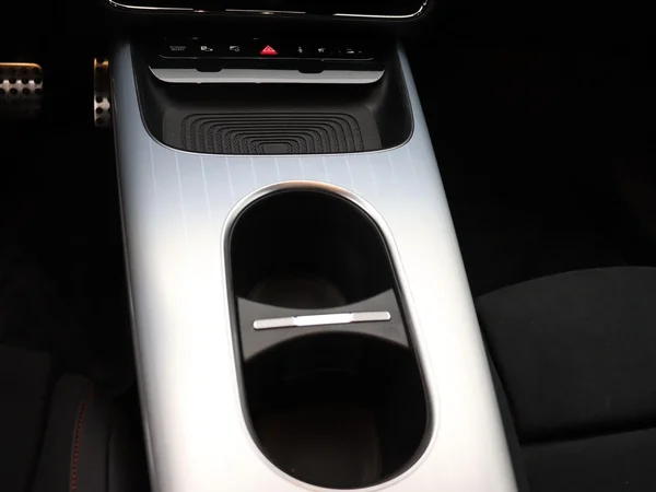 Mercedes-Benz CLA (2025) — foto 6 van 25