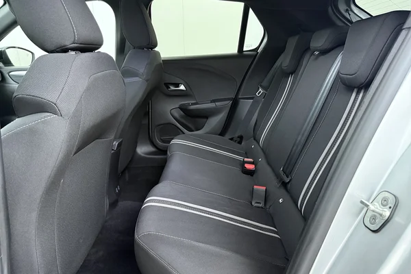 Opel Corsa (2025) — foto 21 van 22