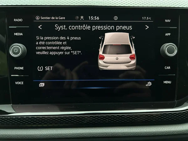 VOLKSWAGEN Polo (2022) — foto 16 van 23