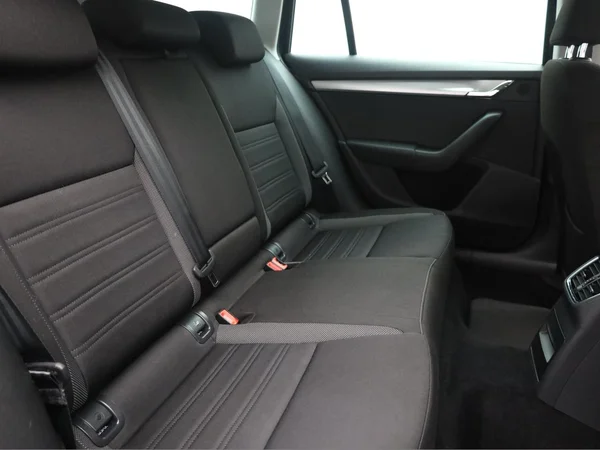 SKODA Octavia Combi (2018) — foto 19 van 19