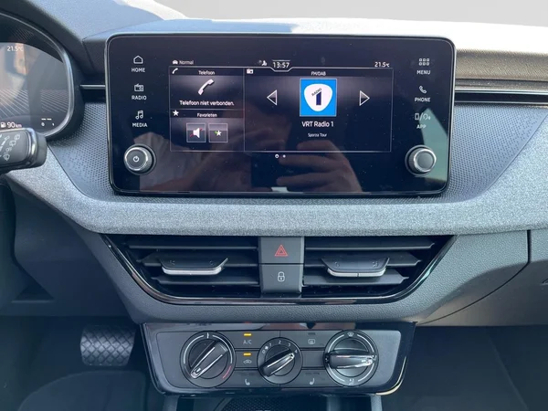 SKODA Kamiq (2026) — foto 2 van 20