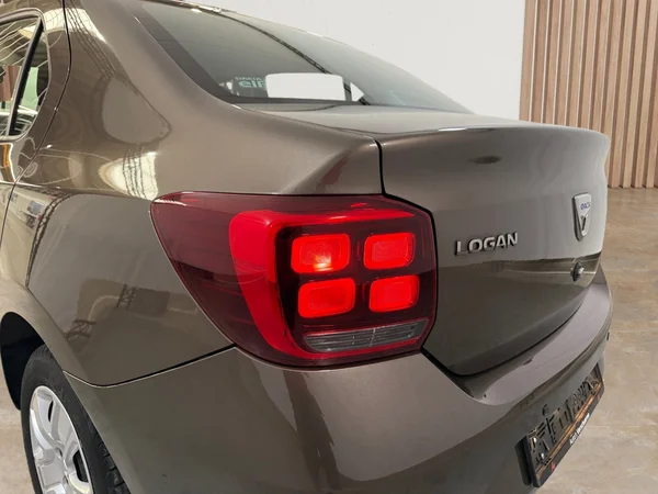 Dacia Logan (2018) — foto 26 van 27