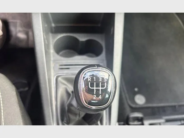 Skoda Fabia Combi (2018) — foto 11 van 23