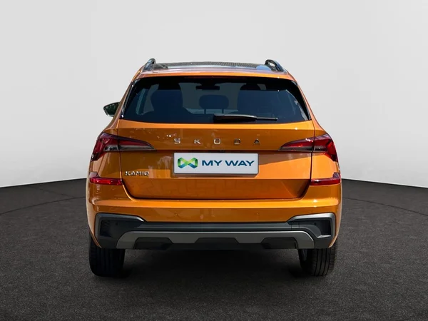 SKODA Kamiq (2024) — foto 9 van 24