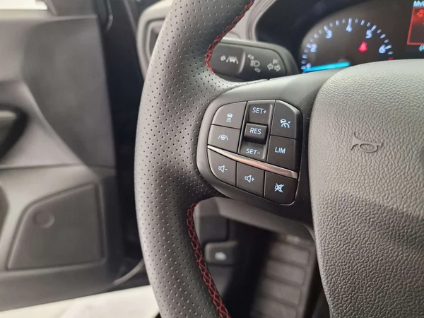 Ford Focus (2025) — foto 3 van 14
