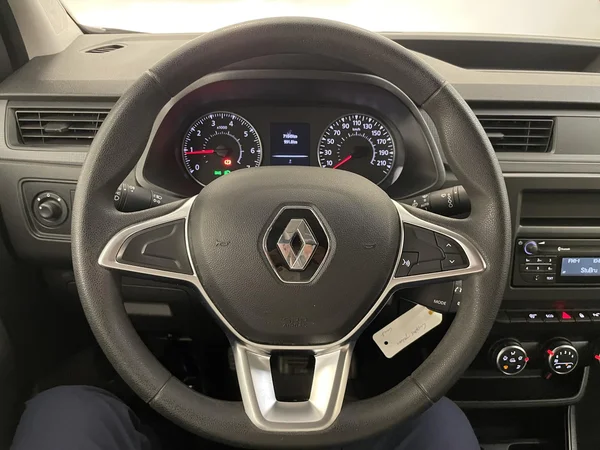 Renault Express (2023) — foto 8 van 19