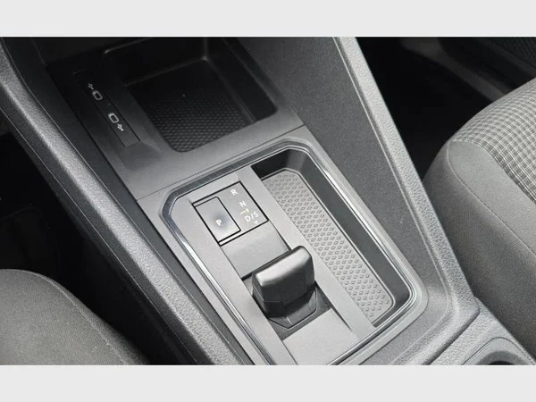 Volkswagen Caddy (2022) — foto 16 van 28