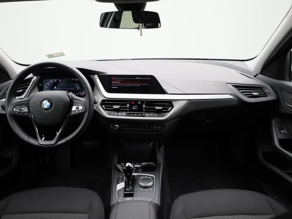 BMW 1 Reeks (2024) — foto 29 van 40